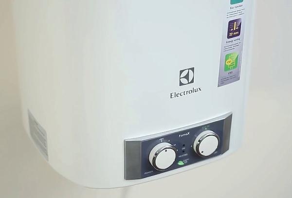 Водонагреватель накопительный ELECTROLUX FORMAX 