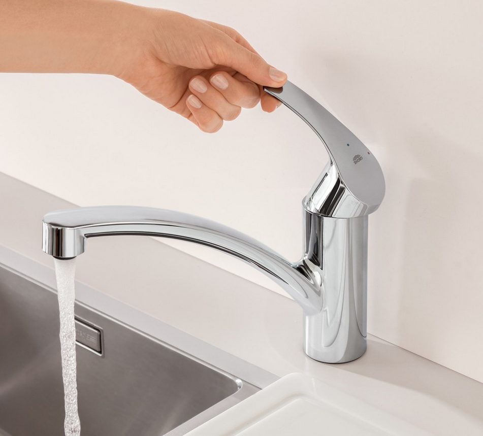 Смеситель для кухни GROHE Eurosmart new с низким изливом, хром (33281002)